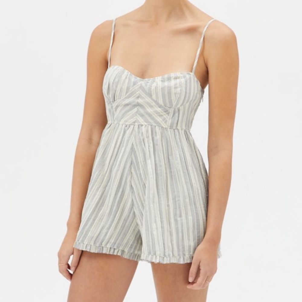 NWT UO Pinstripe Crinkle Cotton Lorelai Romper